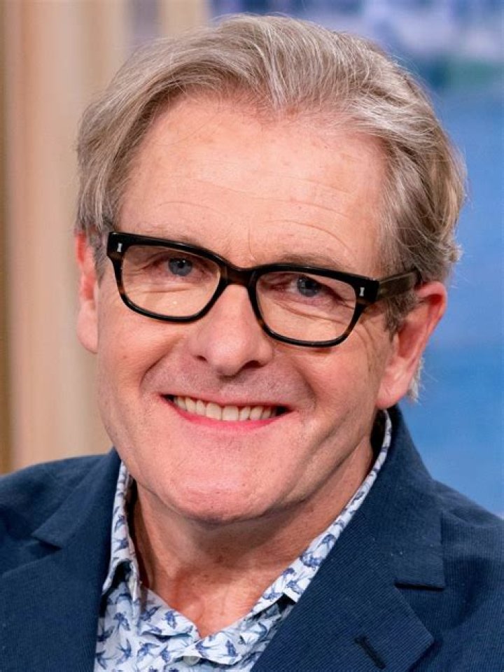 Robert Bathurst Fan Casting