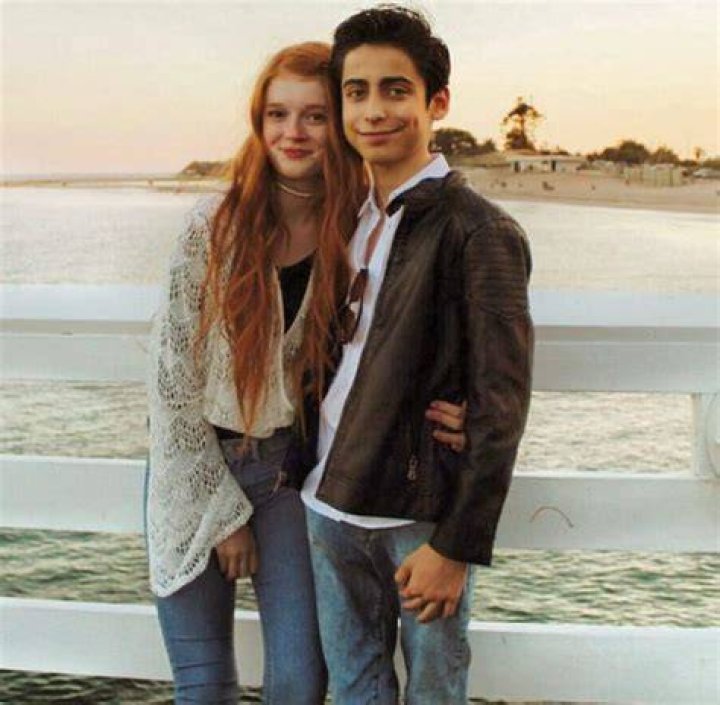 Robert Sheehan And His Love An Insight Into His Girlfriend