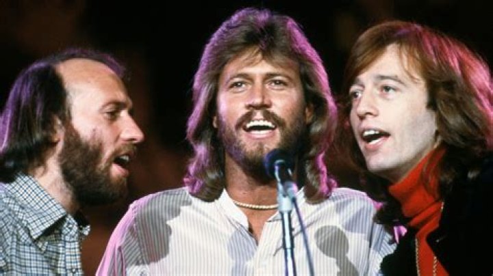 Robin Gibb Dead Bee Gees CoFounder Dies at 62