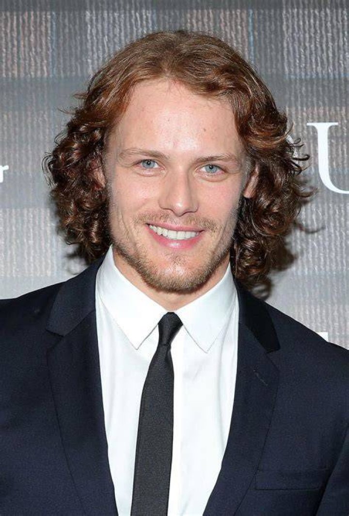 Sam Heughan Says He's 'Still Looking' for The One