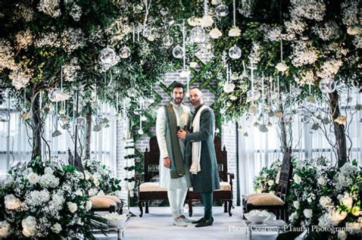 See Every Photo From Amrit & Nicholas' Wedding