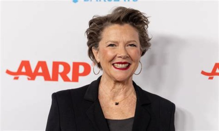 See Warren Beatty & Bening&rsquo;s Actor Daughter Ella