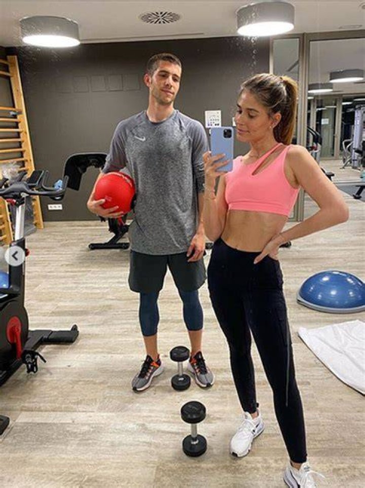 Sergi Roberto wife 'Coral Simanovich'