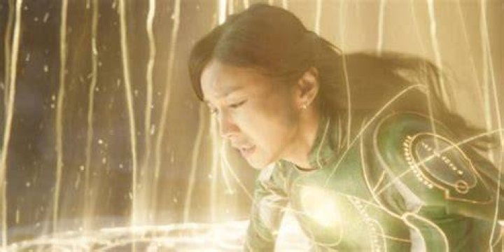 Sersi enhancing her elemental manipulation to stop Tiamut in Eternals