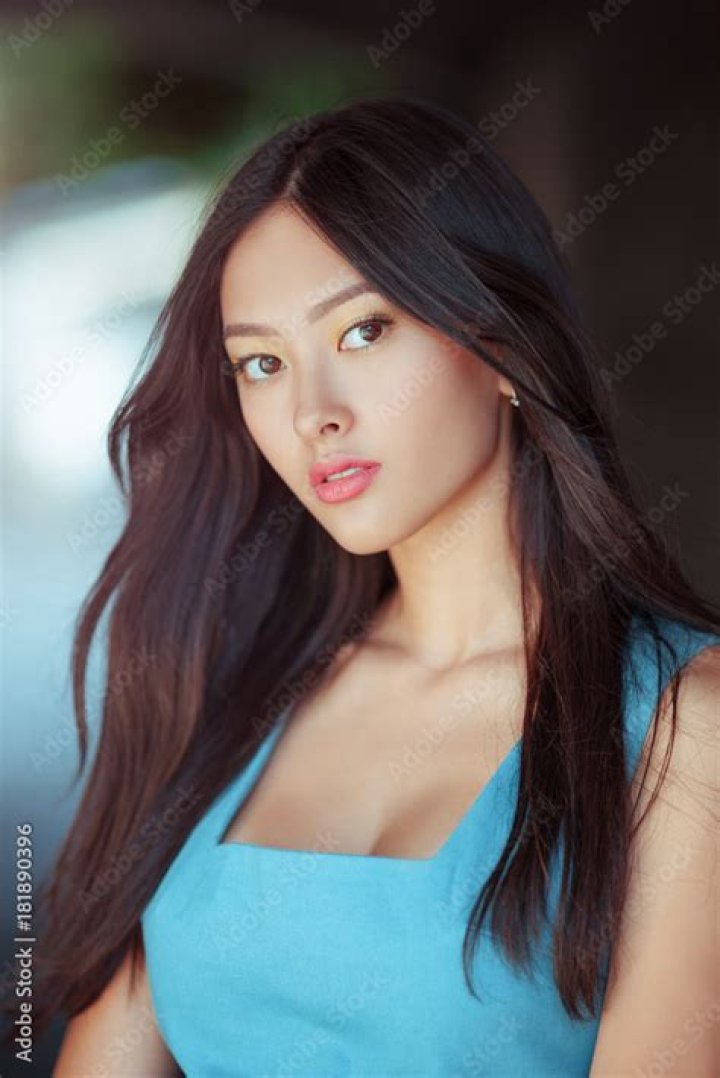 Sexy Asian Women Beautiful Asians / Cute Asian Girls / Sexy Asian