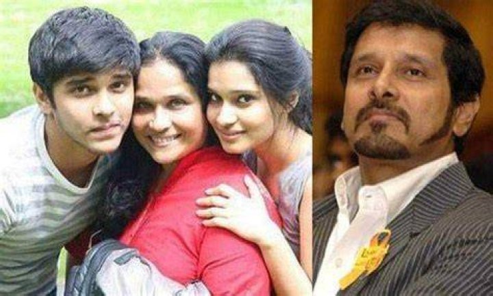 Shailaja Balakrishnan (Vikram Wife) Wiki, Family, Age News Bugz