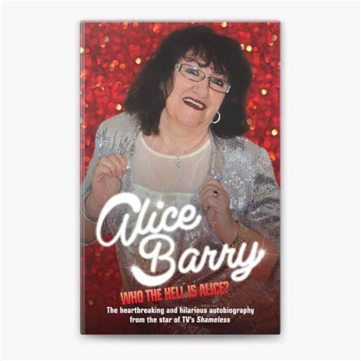 Shameless star Alice Barry recreates famous pinup pose for Sport