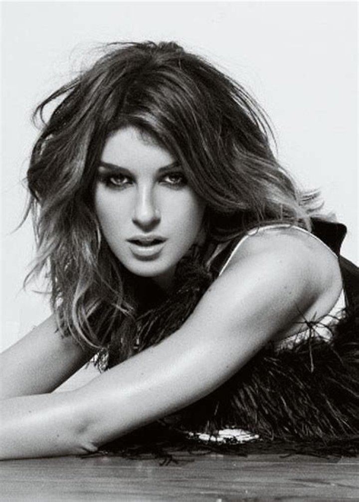 Shenae Grimes-Beech Fan Casting
