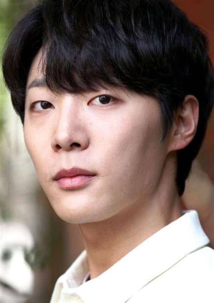 Shin Hyun-soo Fan Casting