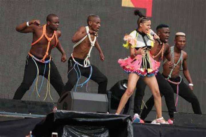 Sho Madjozi performing