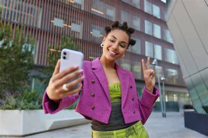 Sotwe Jakipz: The Rise Of A Social Media Influencer