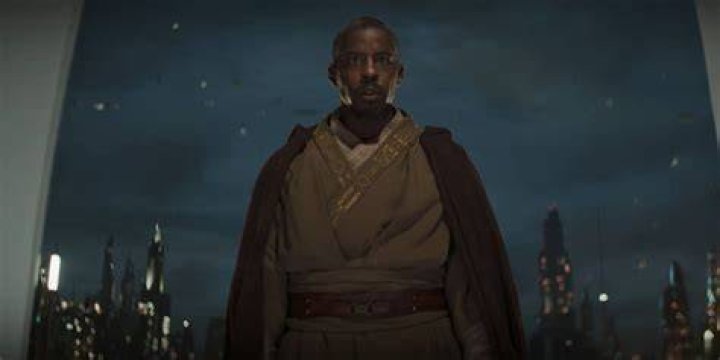 Star Wars Kelleran Beq Standing On Coruscant