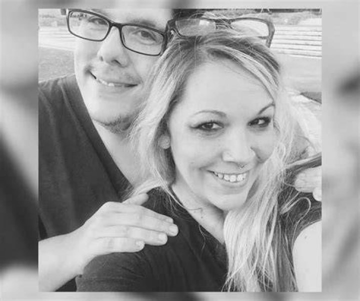 steven assanti and stephanie sanger smiling together from My 600-lb life