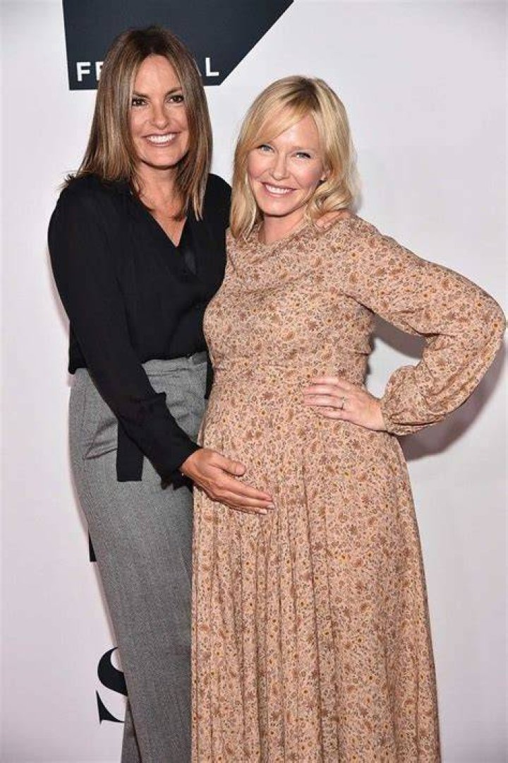 SVU Star Kelli Giddish Pregnant With Baby No. 2