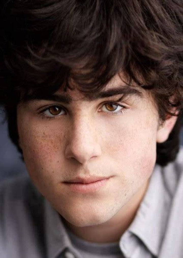 Taj Cross Fan Casting