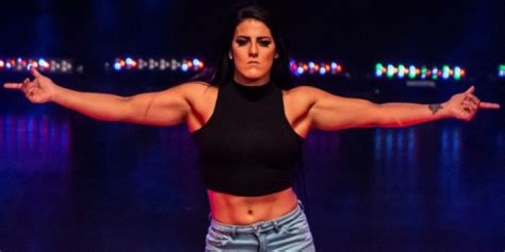 Tessa Blanchard pose