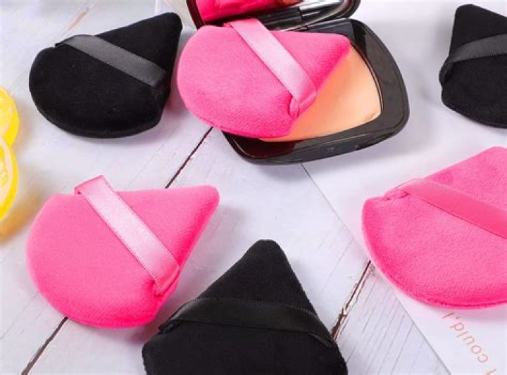 The Affordable Makeup Tool That Beauty Influencers Use Is on Sale Now