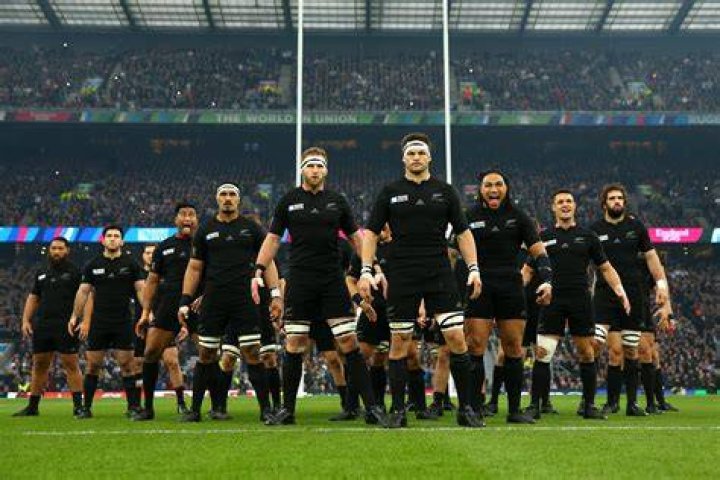 The All Blacks console one another after the 1995 Rugby World Cup final. Photo / Geoff Dale