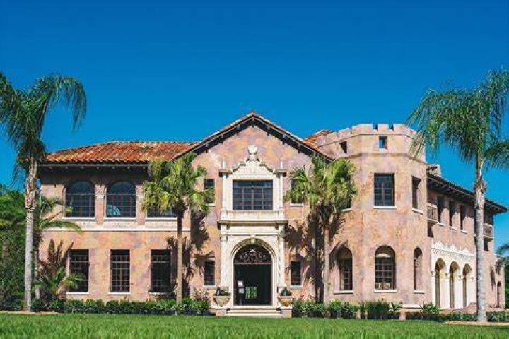 The Howey Mansion in HoweyintheHills Everything You Need to Know