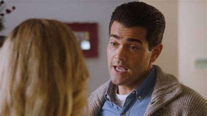 The Jesse Metcalfe Hallmark Movie That's Actually Worth Your Time