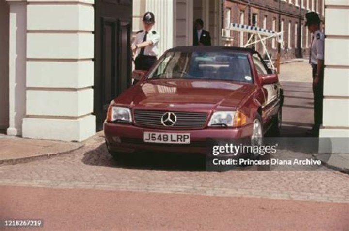The Mercedes in which Princess Diana was driven to her death was a dangerous 'rebuilt wreck', a documentary claimed. Photo / Getty Images