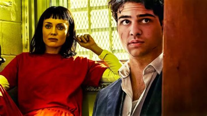 The recruit ending noah centineo