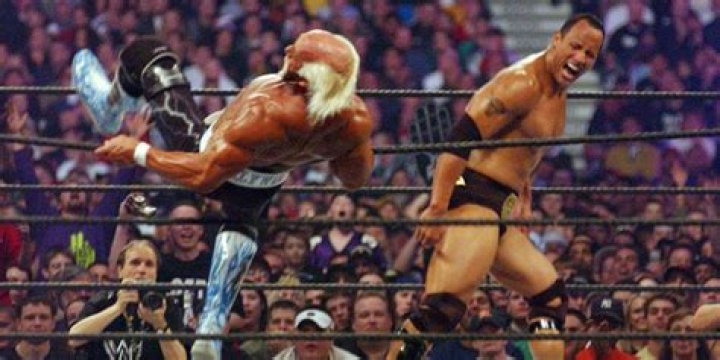 The Rock vs Hulk Hogan