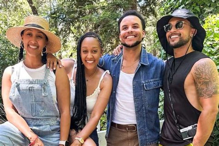Tia & Tamera Mowry Mourn Their Grandmother's Death 'Every Good Thing