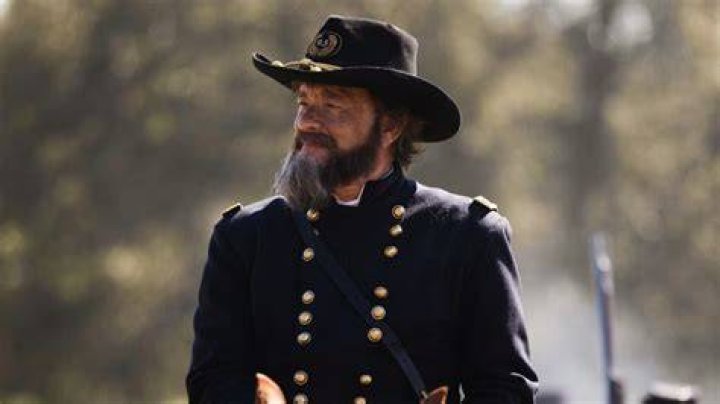 Tom Hanks 1883