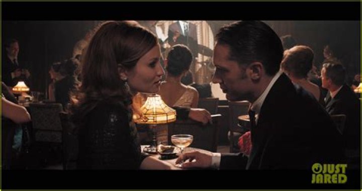 Tom Hardy plays twins in Legend