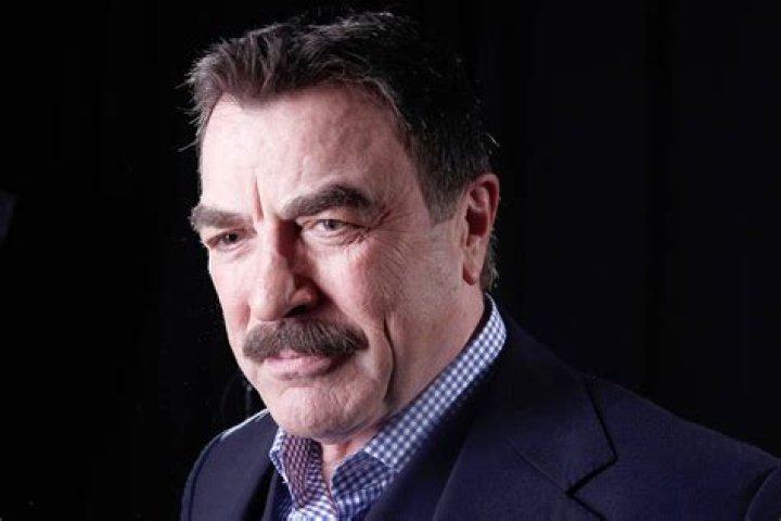 Tom Selleck femme, fortune, taille, tatouage, origine 2018 Taddlr