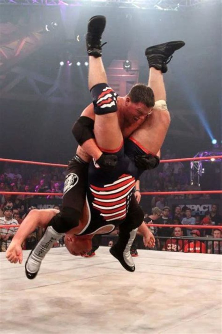 Triple H Tombstone Piledriver Cropped