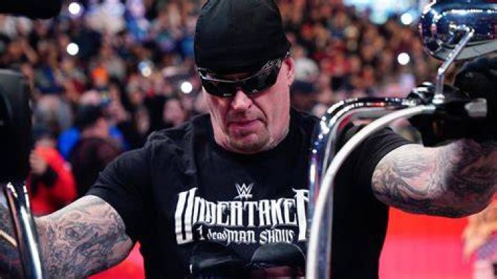Undertaker as WWE champion at Fully Loaded.
