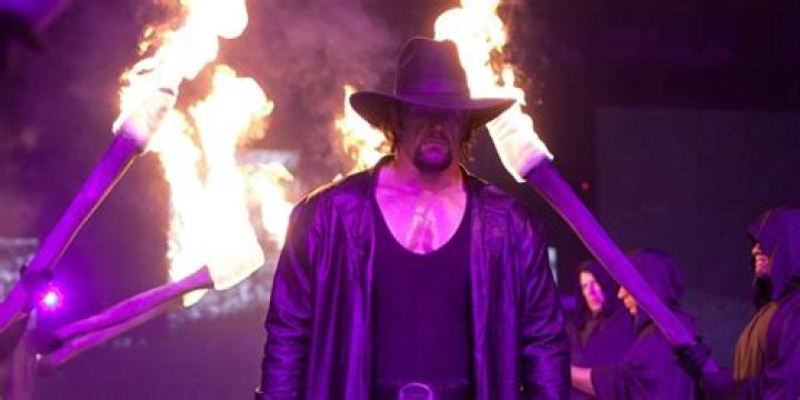 Undertaker Deadman WrestleMania 20 Cropped