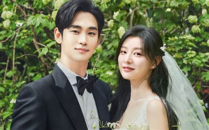 Unveiling Kim Soo Hyun's Ex-Girlfriends: A Deep Dive Into His Romantic History