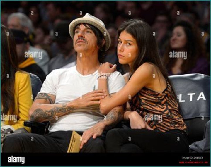 Unveiling The Mystery Anthony Kiedis' 19 Girlfriend