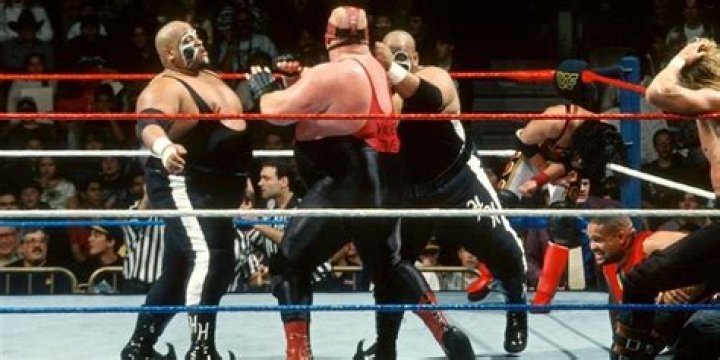 Vader Vs Headhunters WWE