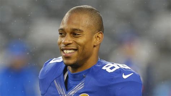 Victor Cruz height