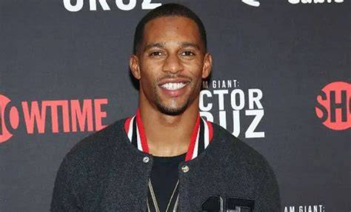 Victor Cruz Net worth, Age: Wife, Kids, Weight, Bio-Wiki