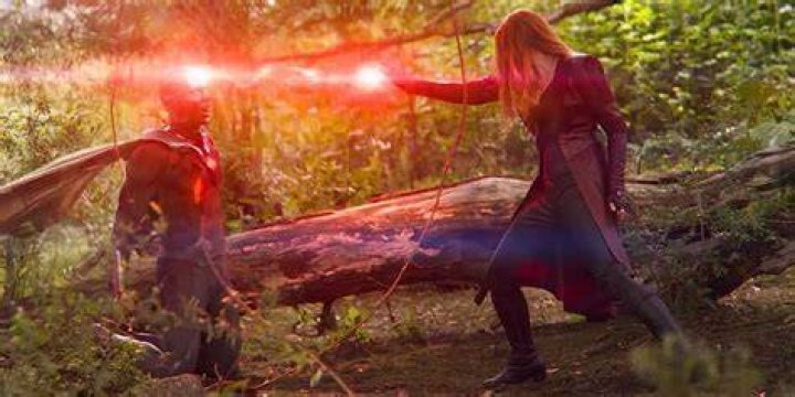 Wanda killing Vision in Avengers Infinity War