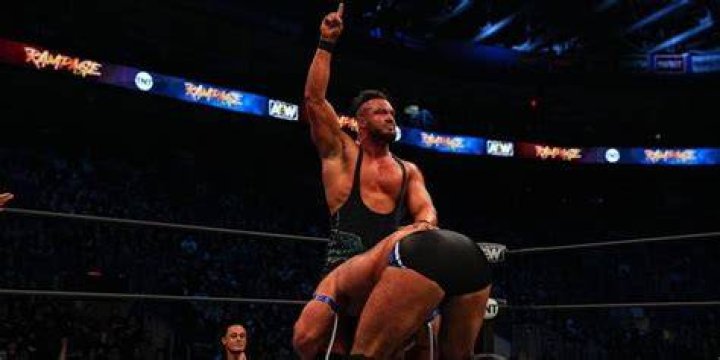 Wardlow powerbomb AEW