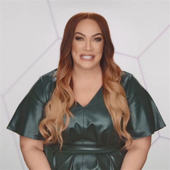 Watch Nia Jax Take on the Top Rope Despite Knee Injury & Fear of