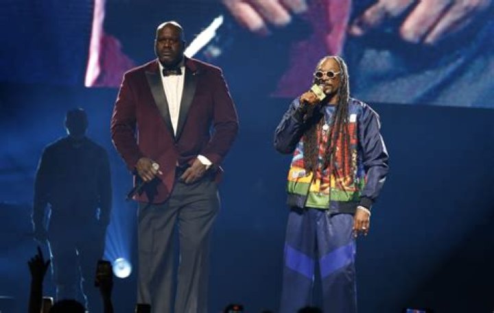 Watch Snoop Dogg bring out Shaq to perform &lsquo;Nuthin&rsquo; But A &lsquo;G&rsquo; Thang&rsquo;