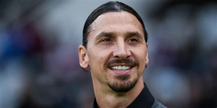 WATCH – When Rafael Nadal and Zlatan Ibrahimovic Exchanged Gifts
