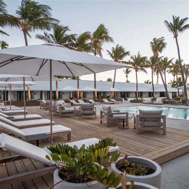 What Critics Really Think Of Renovation Island's Caerula Mar Club
