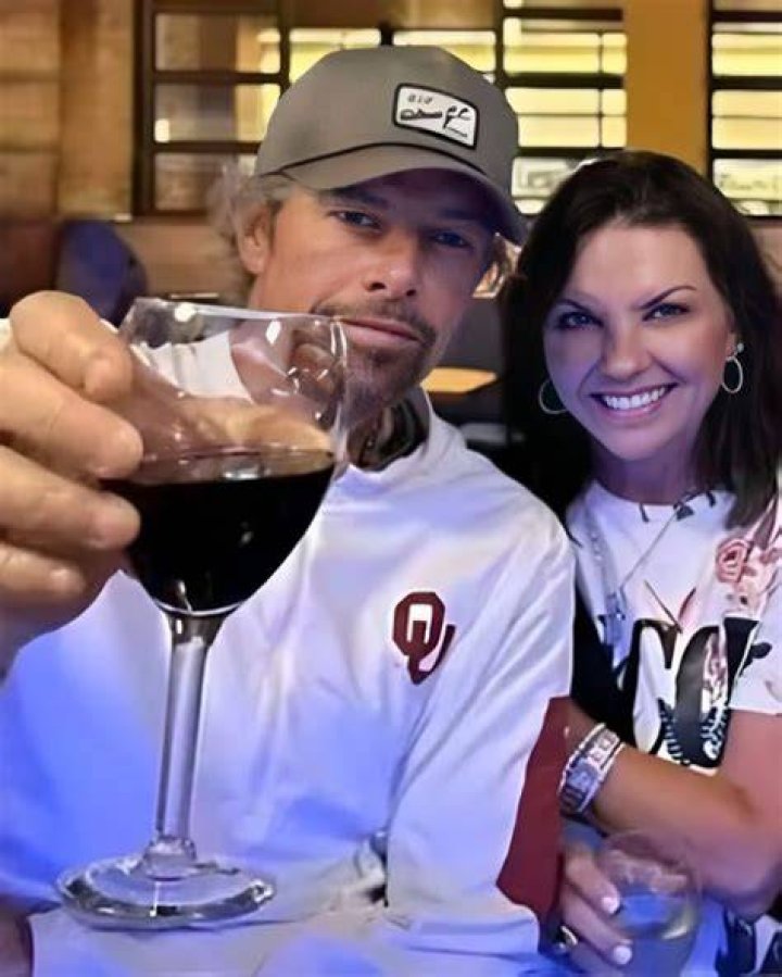 What happened to Toby Keith? Disease and Health Update 2024 Vo Truong
