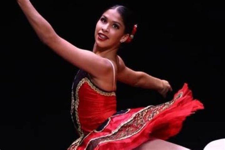 Who is 7M&rsquo;s dancer Miranda Derrick? Age, husband, wedding, career