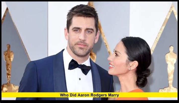 Who is Aaron Rodgers' rumored new girlfriend Blu of Earth? Podcaster