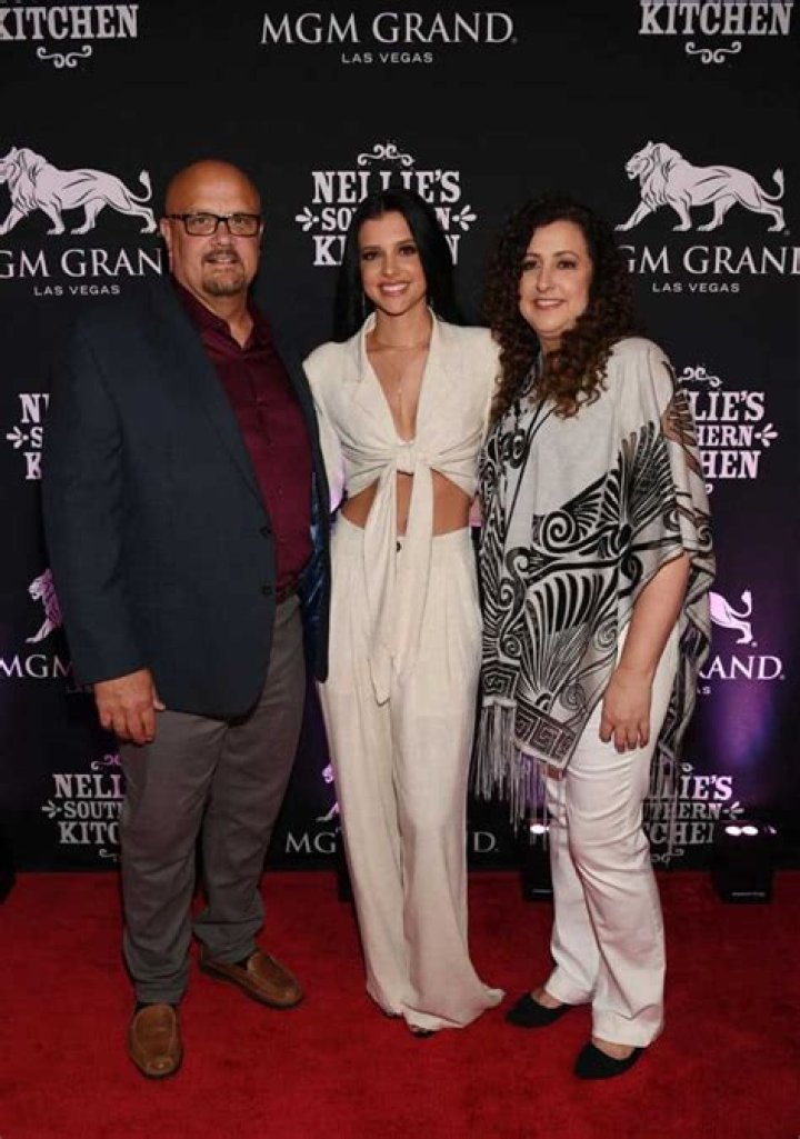 Who is Lanie Gardner? Age, height, family, education, career, facts, net worth
