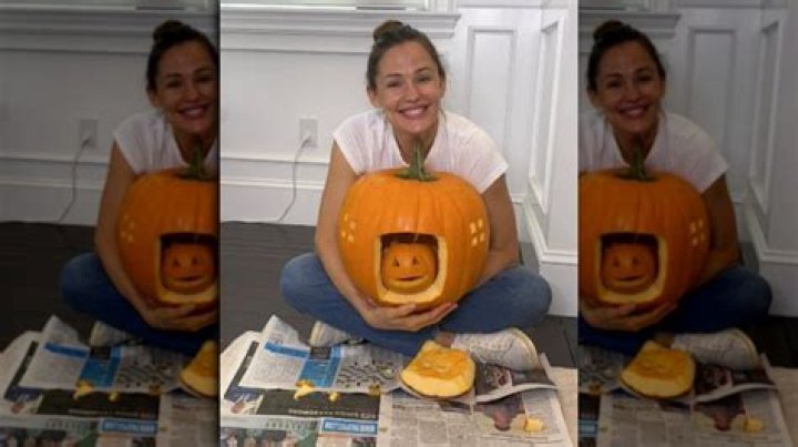 Why Fans Think Jennifer Garner Announced A Pregnancy